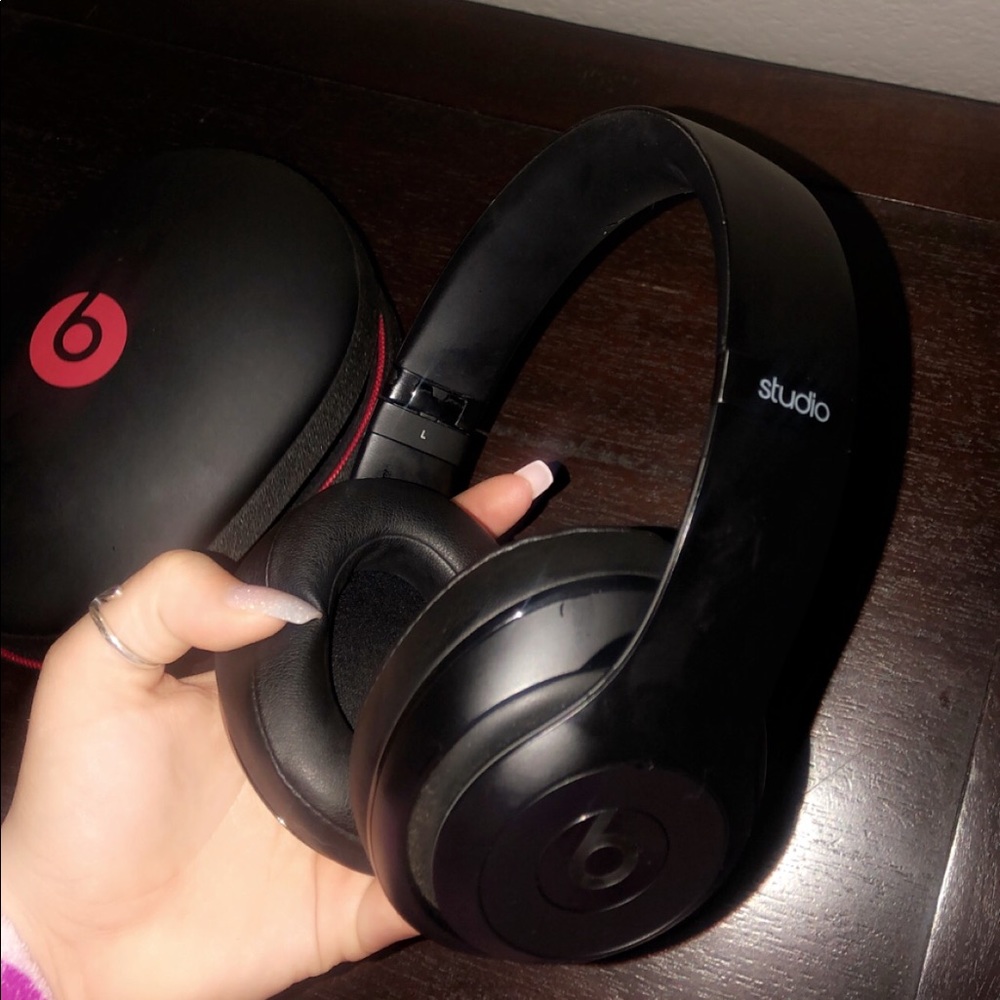 Beats Studio Black Wireless Headphones